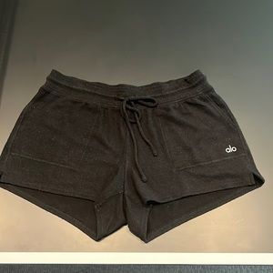 Alo Black Lounge Shorts Size Medium